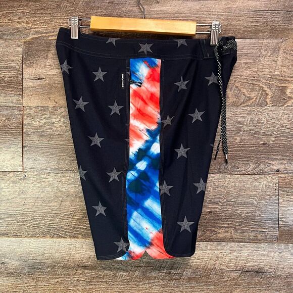 Men's Rip Curl Mirage Freebird Mid Length Patriotic Flag Boardshorts Size 29 NWT - Picture 3 of 14